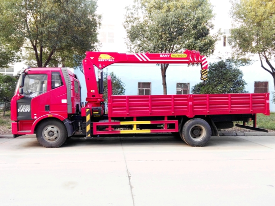 解放J6單橋隨車(chē)吊