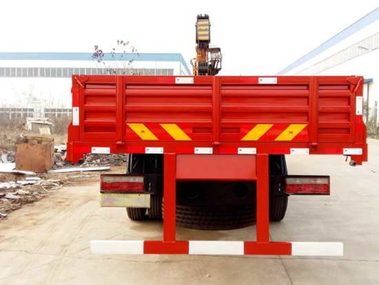 東風(fēng)153后雙橋隨車(chē)吊