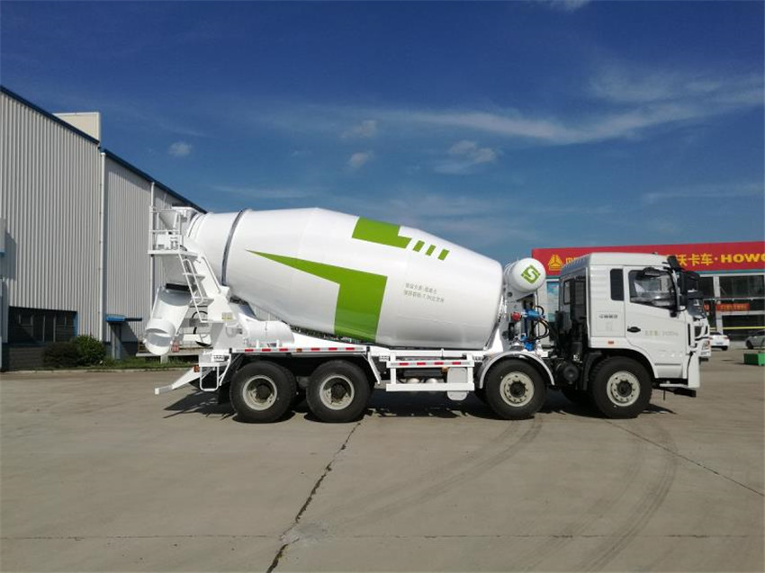 陜汽德龍12立方攪拌車(chē)