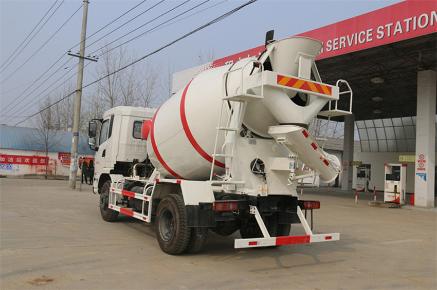 大運(yùn)6-7方攪拌車(chē)